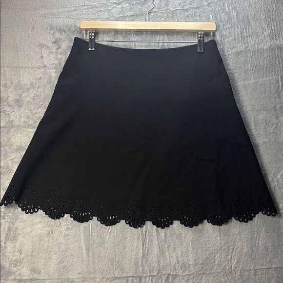 Loft Black Cutout Detail Soft Mid Length Skirt Size 8 - Picture 1 of 10